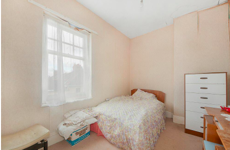3 Bed Semi Detached House I Freehold I Vacant possession