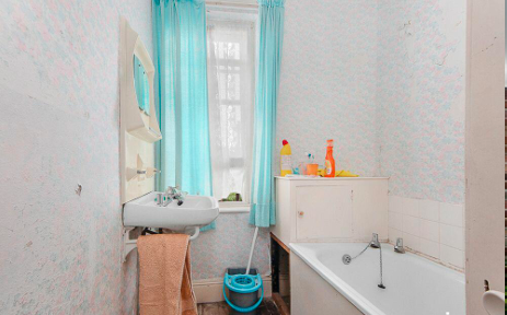 3 Bed Semi Detached House I Freehold I Vacant possession